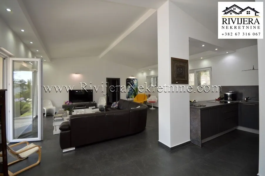 Prodaja, kuća, 252m², Kavač, Kotor