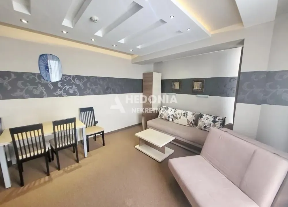 Prodaja, dvosoban stan, 48m², Kraljevi Čardaci, Kopaonik