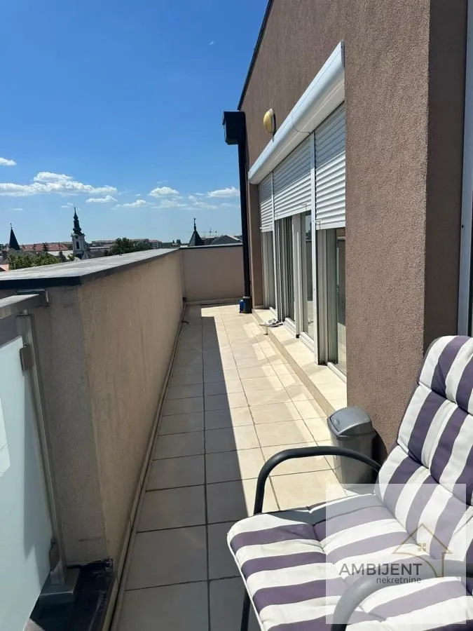 Sale, three bedroom apartment, 110m², Centar, Stara Pazova