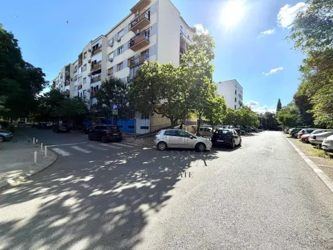 Rent, one bedroom apartment, 43m², Preko Morače, Podgorica - image 15