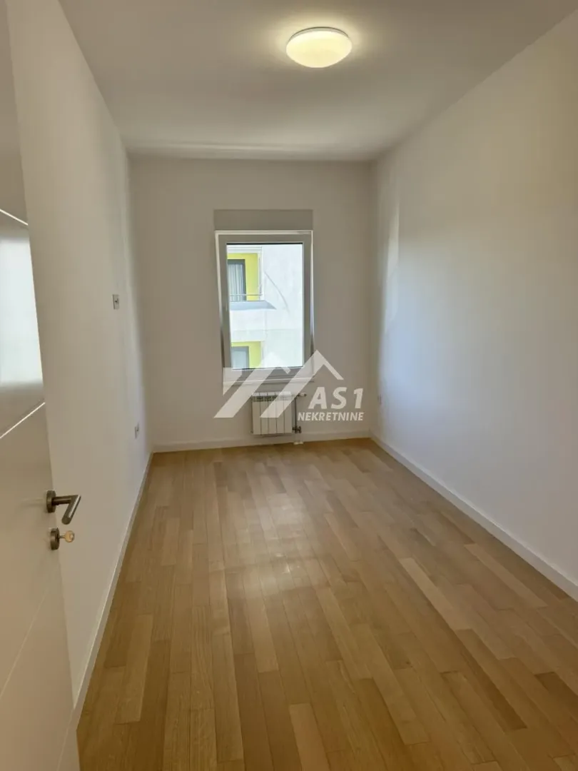 Rent, four bedroom apartment, 88m², Salajka, Novi Sad Sve Podlokacije