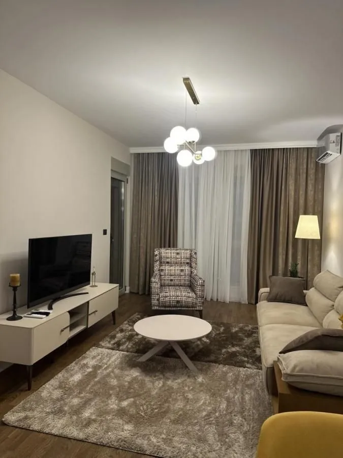 Rent, one bedroom apartment, 50m², Tivat, Crna Gora