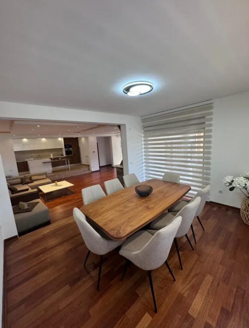 Sale, house, 270m², Utjeha, Bar