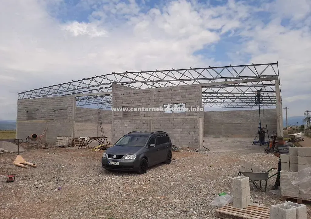 Rent, office space, 1500m², Kuće Rakića, Podgorica