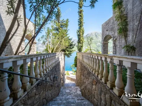 Sale, two bedroom apartment, 92m², Kostanjica, Kotor - image 35