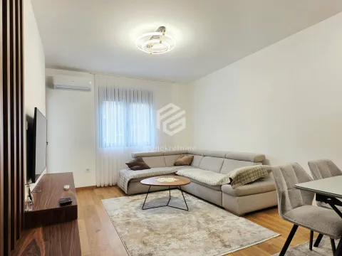 Rent, one bedroom apartment, 47m², City Kvart, Podgorica - image 2