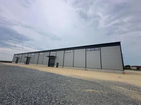 Rent, office space, 3000m², Zemun Ugrinovci, Zemun Sve Podlokacije