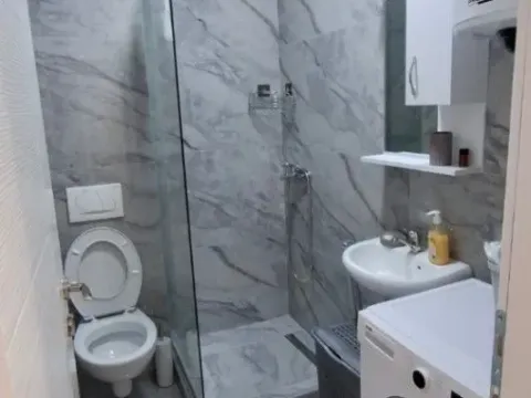 Izdavanje, jednosoban stan, 35m², Zagorič, Podgorica - image 11