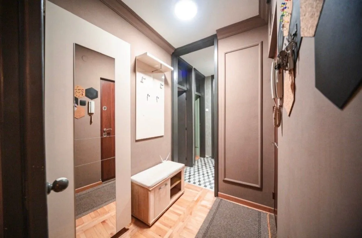 Izdavanje, dvosoban stan, 60m², Stari Aerodrom, Podgorica