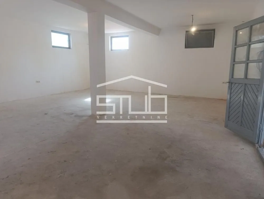 Rent, office space, 160m², Veliki Mokri Lug, Zvezdara Sve Podlokacije