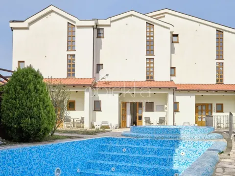 Prodaja, kuća, 180m², Kotor, Crna Gora - image 2