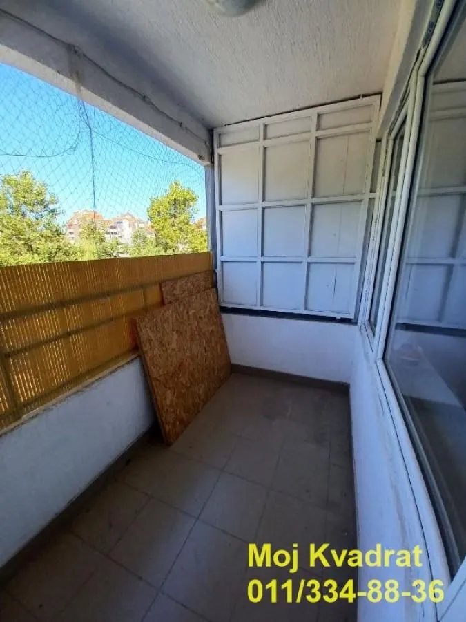 Rent, four bedroom apartment, 90m², Čukarica, Beograd