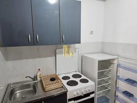 Izdavanje, garsonjera, 25m², Centar, Novi Sad - image 3