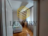 Izdavanje, dvosoban stan, 70m², Centar, Podgorica - image 12