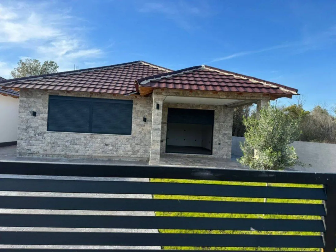 Prodaja, kuća, 110m², Donji Štoj, Ulcinj