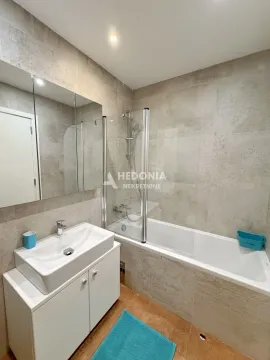 Izdavanje, četvorosoban stan, 117m², Novi Beograd Blok 65, Novi Beograd Sve Podlokacije - image 16