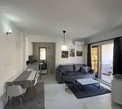 Rent, two bedroom apartment, 65m², Bulevar, Budva - image 1