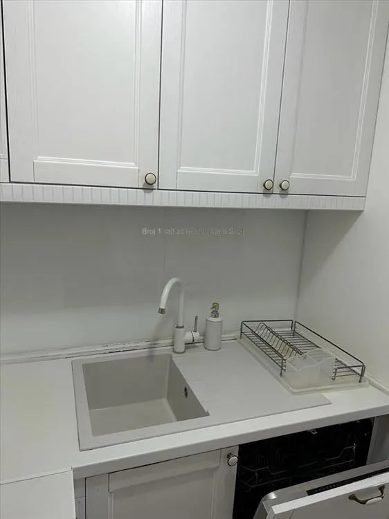 Sale, four bedroom apartment, 104m², Voždovac Sve Podlokacije, Beograd