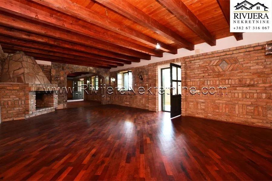 Prodaja, kuća, 219m², Đenovići, Herceg Novi