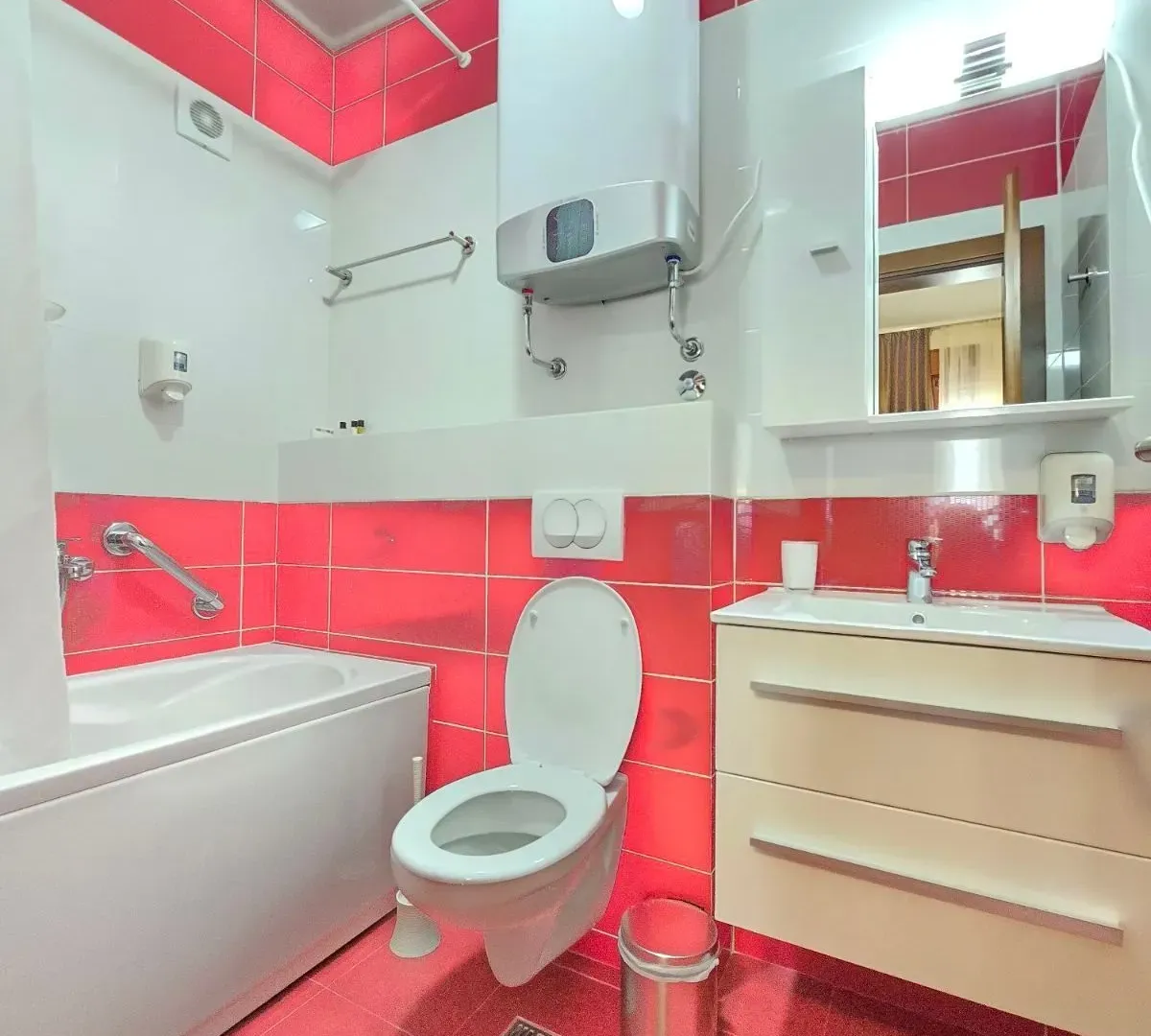 Sale, three bedroom apartment, 93m², Bečići, Budva