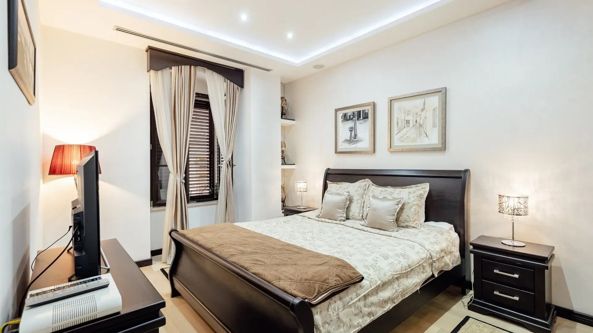 Prodaja, dvosoban stan, 117m², Stari Grad Kotor, Kotor