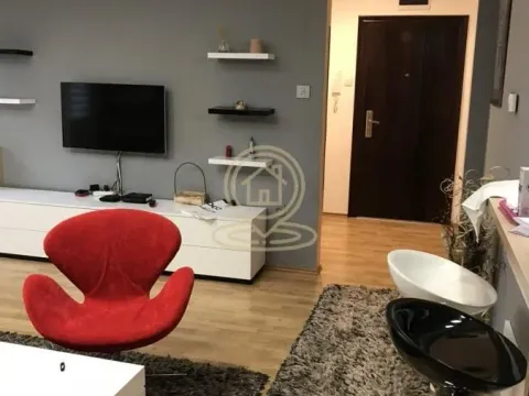 Rent, three bedroom apartment, 66m², Centar, Novi Sad - image 2