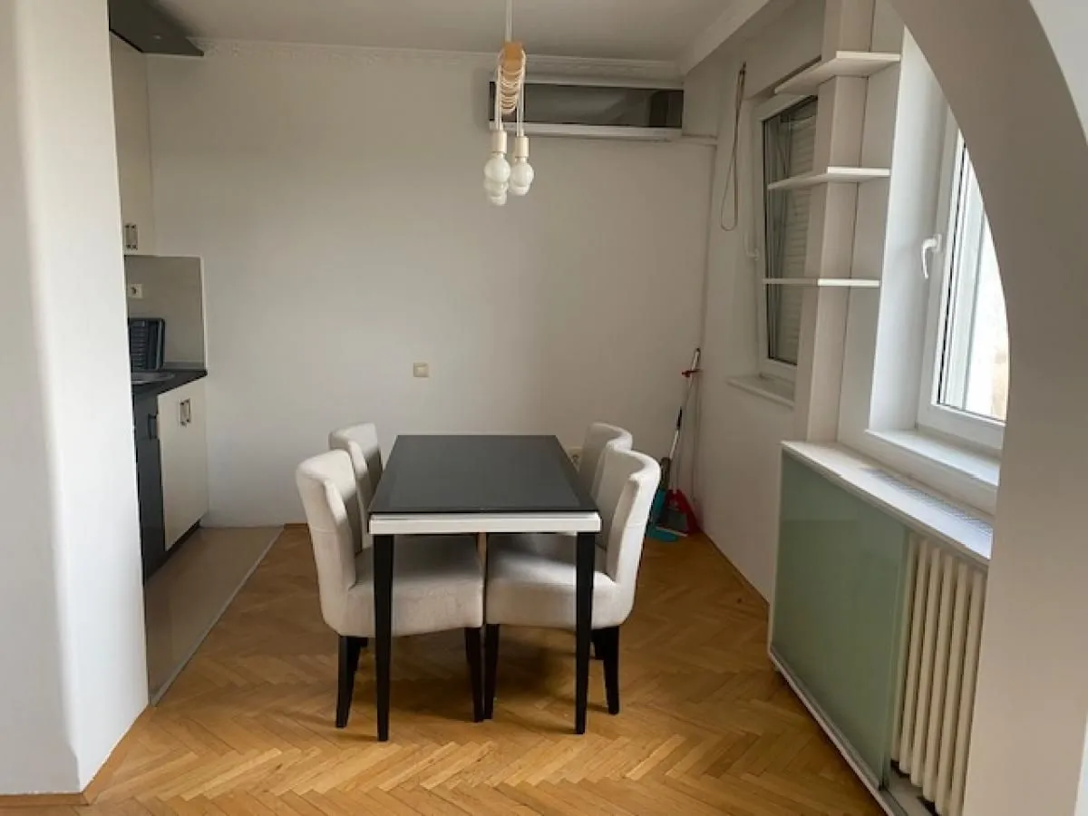 Izdavanje, jednosoban stan, 40m², Novi Beograd Blok 10, Novi Beograd Sve Podlokacije