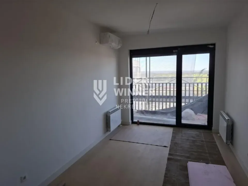 Prodaja, dvosoban stan, 46m², Čukarička Padina, Beograd