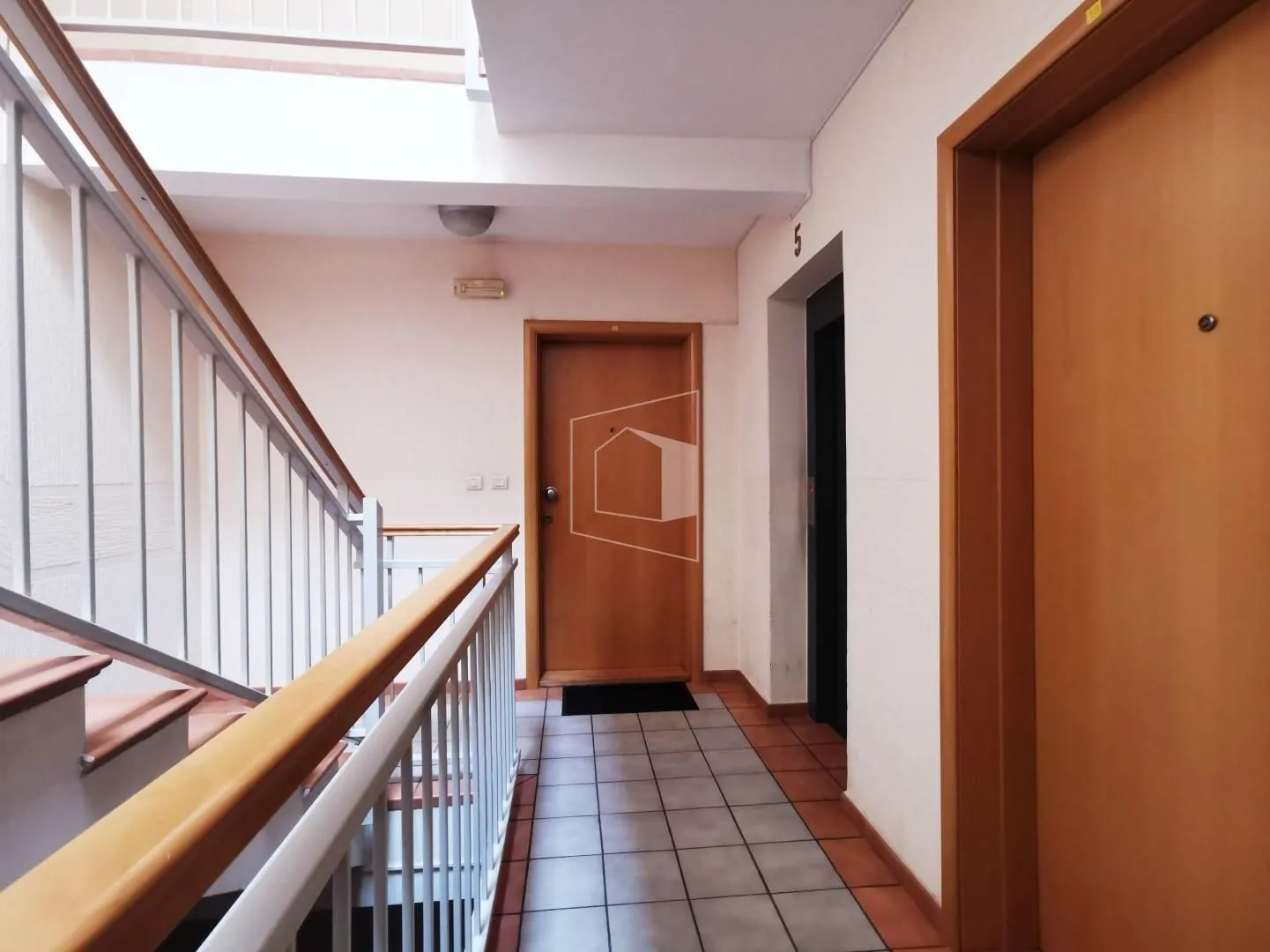 Rent, four bedroom apartment, 90m², Preko Morače, Podgorica