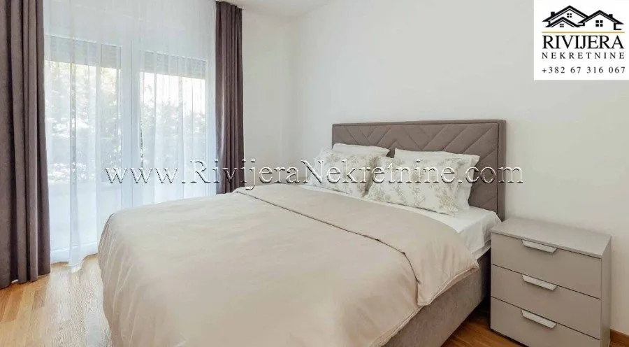 Prodaja, dvosoban stan, 120m², Baošići, Herceg Novi