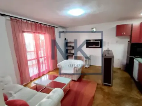Izdavanje, jednosoban stan, 48m2, Malo Brdo, Podgorica Izdavanje, jednosoban stan, 48m2, Malo Brdo, Podgorica