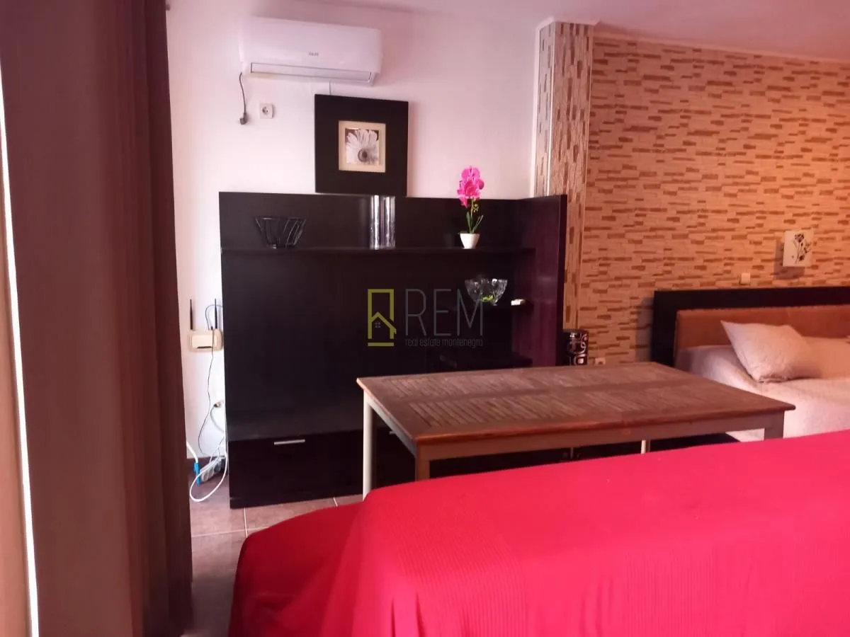 Sale, house, 380m², Kruče, Ulcinj