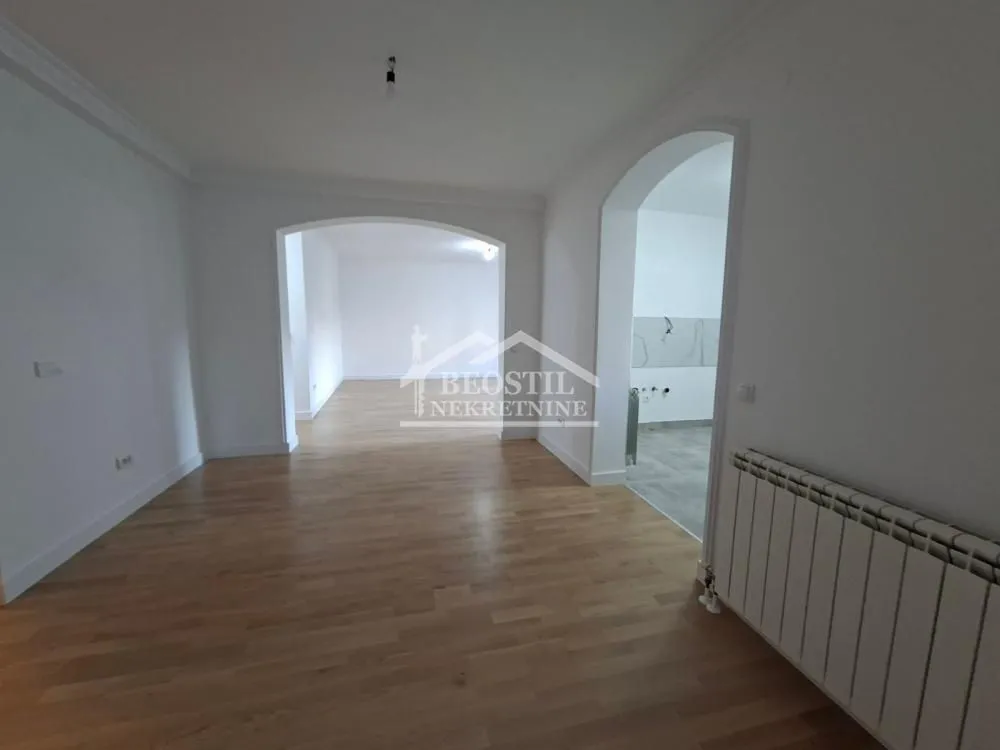 Prodaja, četvorosoban stan, 90m², Tašmajdan, Palilula Sve Podlokacije