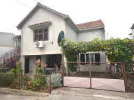 Prodaja, kuća, 200m², Gradiošnica, Tivat - image 1