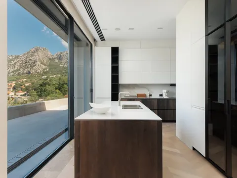 Prodaja, kuća, 526m², Orahovac, Kotor - image 13