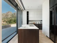 Prodaja, kuća, 526m², Orahovac, Kotor - image 13