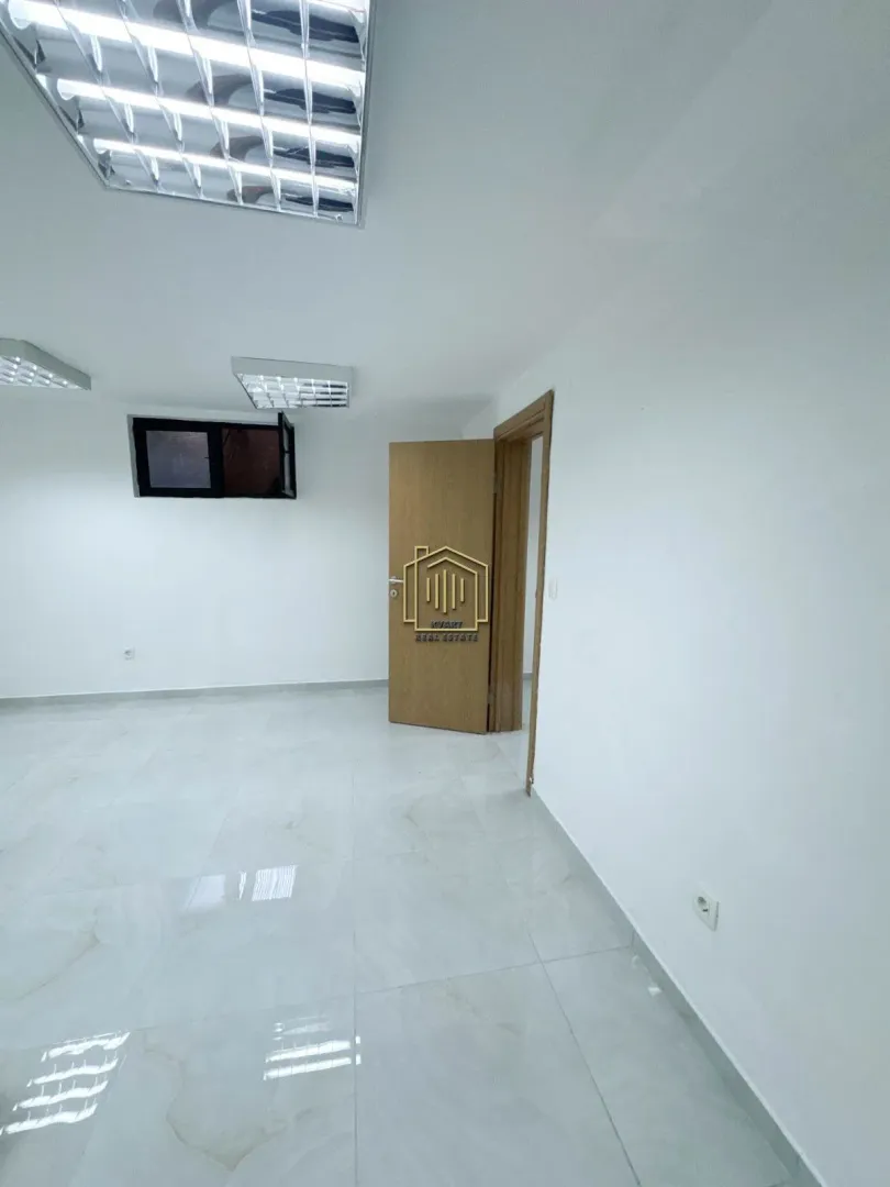 Sale, office space, 64m², Lepa Kata, Podgorica