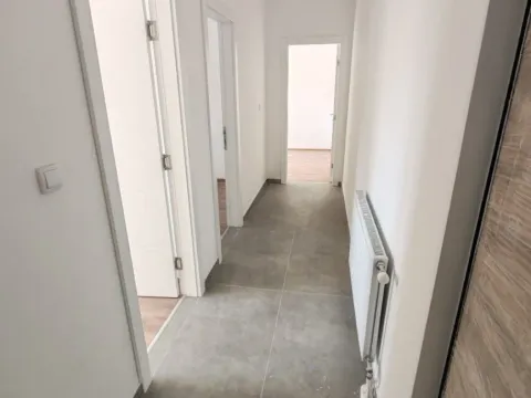 Sale, three bedroom apartment, 78m², Centar, Loznica - image 8