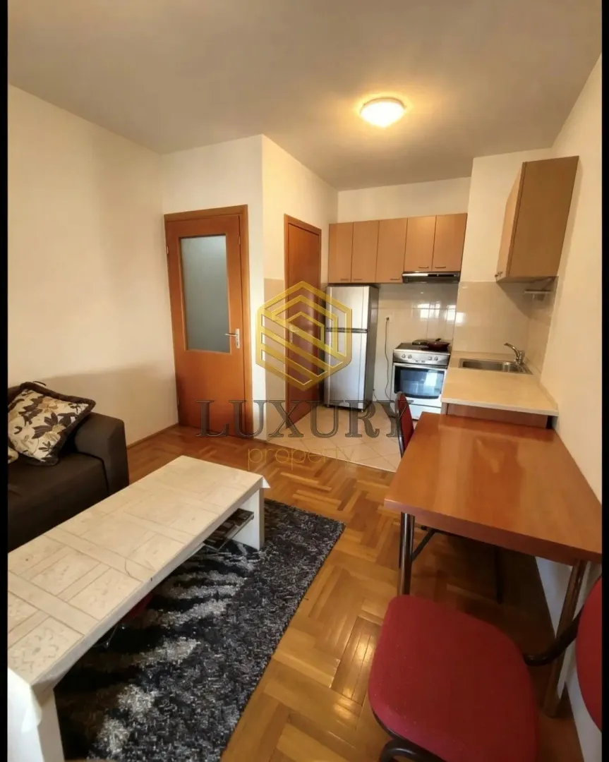 Rent, one bedroom apartment, 40m², Stari Aerodrom, Podgorica