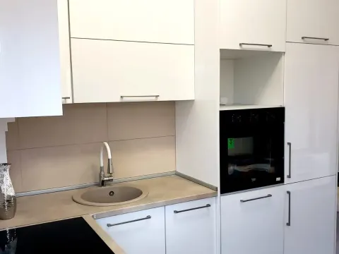 Rent, apartment, 60m², Tivat, Crna Gora - image 2