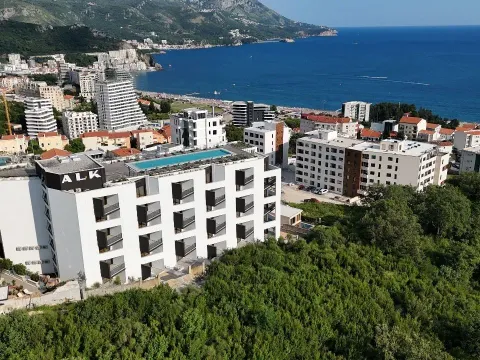 Sale, one bedroom apartment, 52m², Bečići, Budva