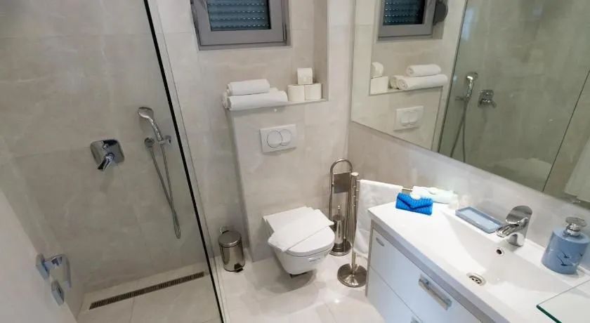 Sale, house, 330m², Lazi, Budva