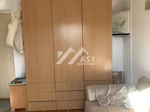 Izdavanje, stan, 18m², Adamovićevo Naselje, Novi Sad Sve Podlokacije - image 4