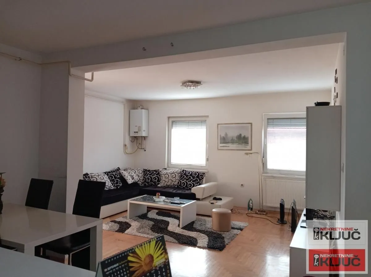 Prodaja, trosoban stan, 64m², Adice, Novi Sad Sve Podlokacije