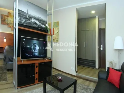 Prodaja, trosoban stan, 90m², Stari Grad, Beograd - image 5