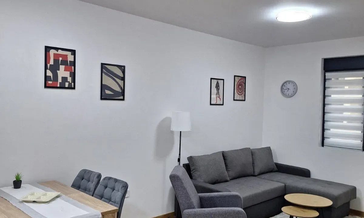 Izdavanje, jednosoban stan, 47m², City Kvart, Podgorica