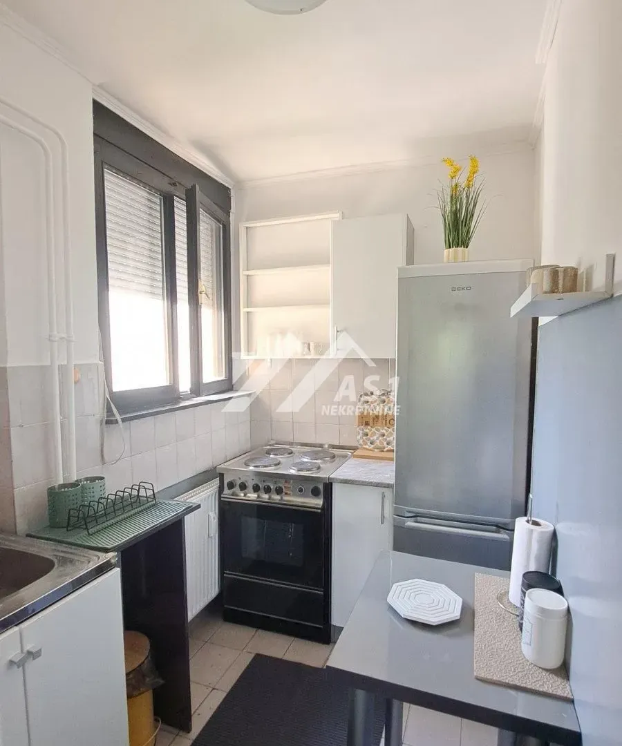 Izdavanje, jednosoban stan, 43m², Liman 2, Novi Sad Sve Podlokacije