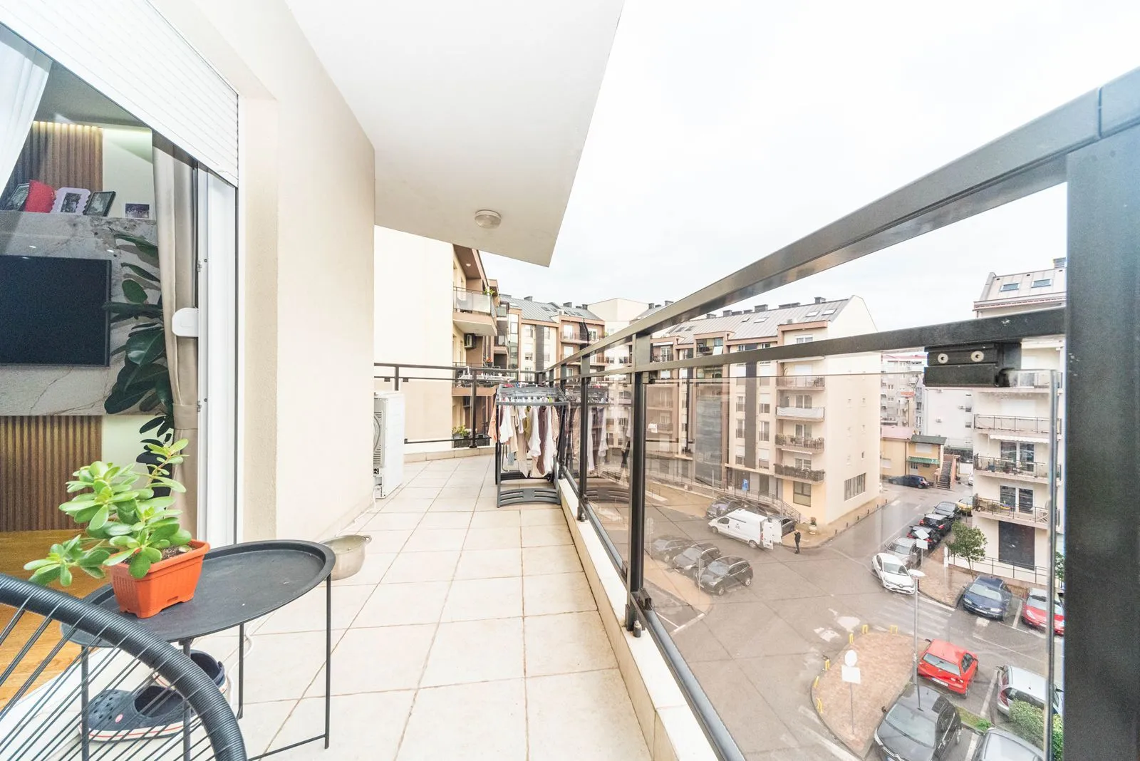 Prodaja, dvosoban stan, 81m², Zabjelo, Podgorica