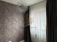 Izdavanje, trosoban stan, 83m², Savski Venac, Beograd - image 12