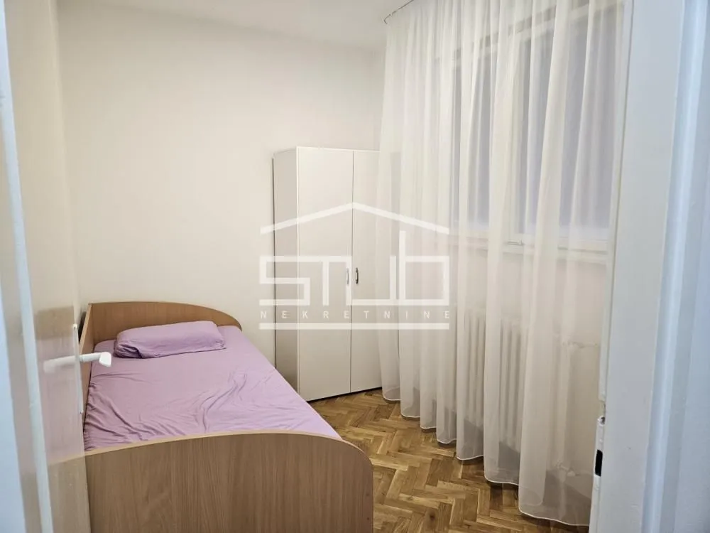 Rent, four bedroom apartment, 94m², Palilula Sve Podlokacije, Beograd